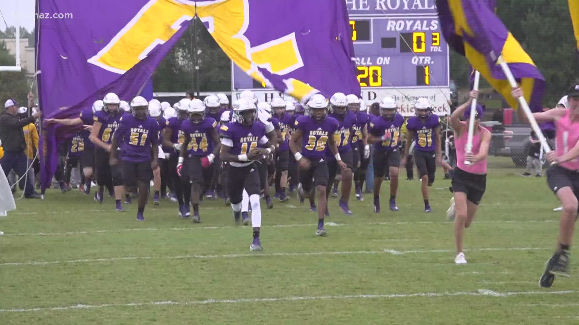 It's Thursday night football! Here are the highlights between Bleckley County and Jefferson County. While there were some soggy conditions, Bleckley pulls the win.