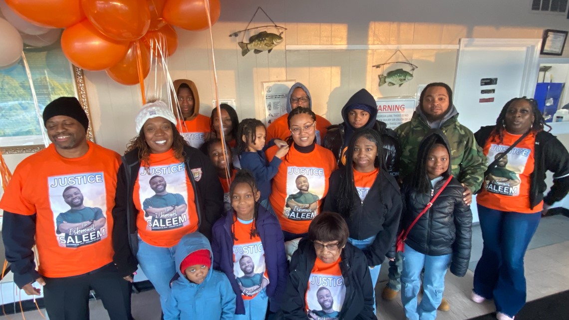 Balloon release and candlelight vigil held for Macon man killed - Vimarsana News