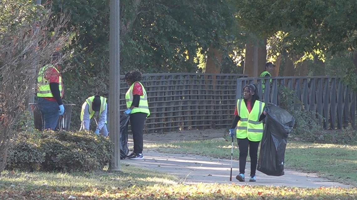 Hundreds attend cleanup at Ocmulgee and several schools in Macon