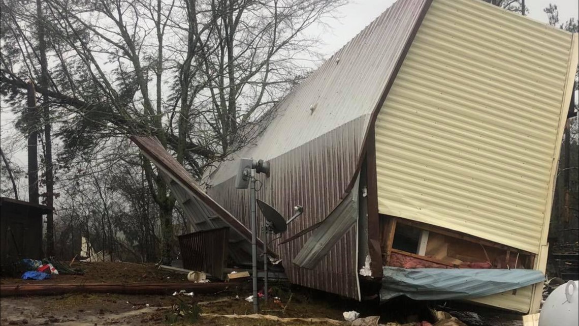 Winds Blow Over Mobile Home In Monroe County Woman Rescued From Inside 13wmaz Com