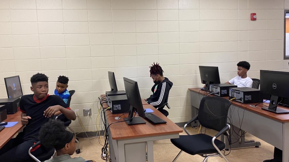 Macon rec center's communications and media program trains teens - Vimarsana News