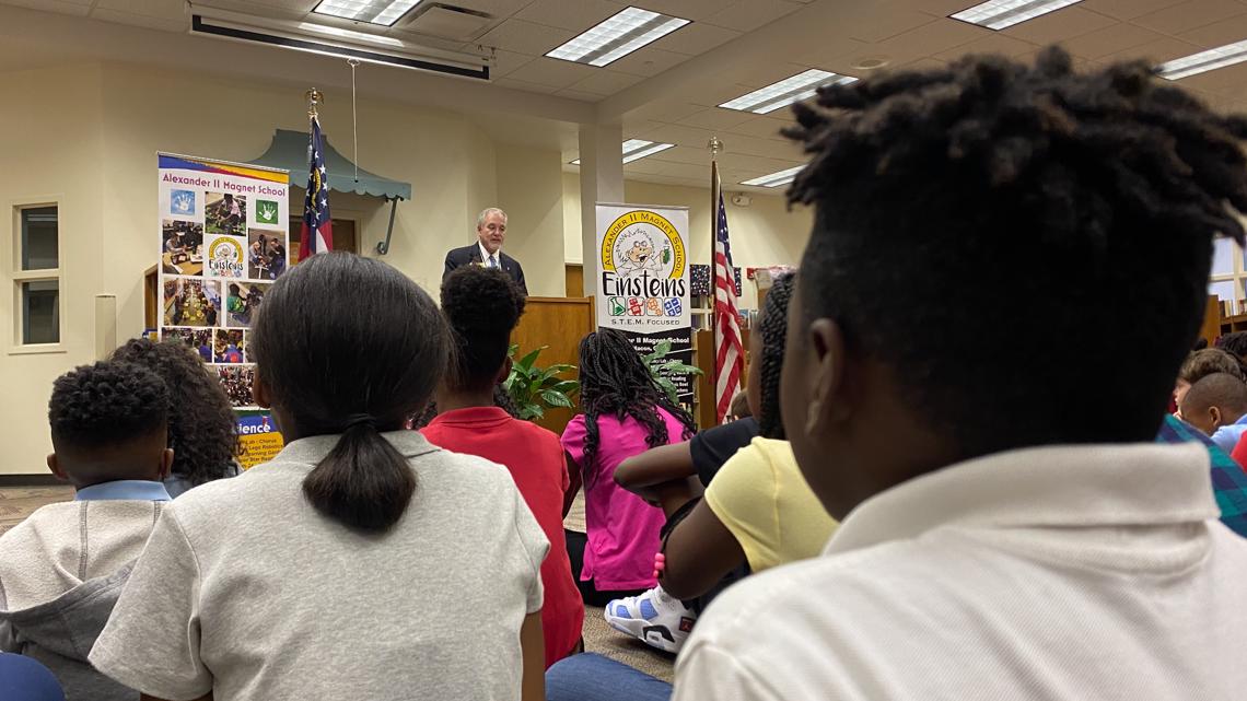 Georgia state superintendent visits STEM school in Macon-Bibb County