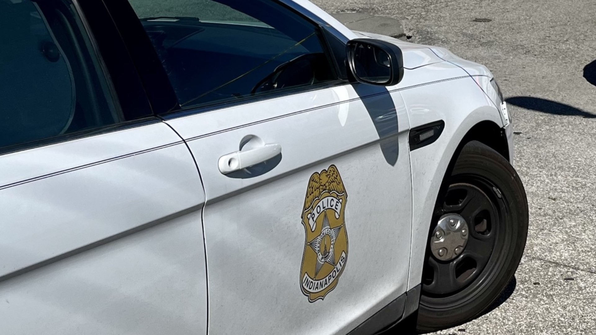 Pregnant woman covered with spaghetti during Indy road rage