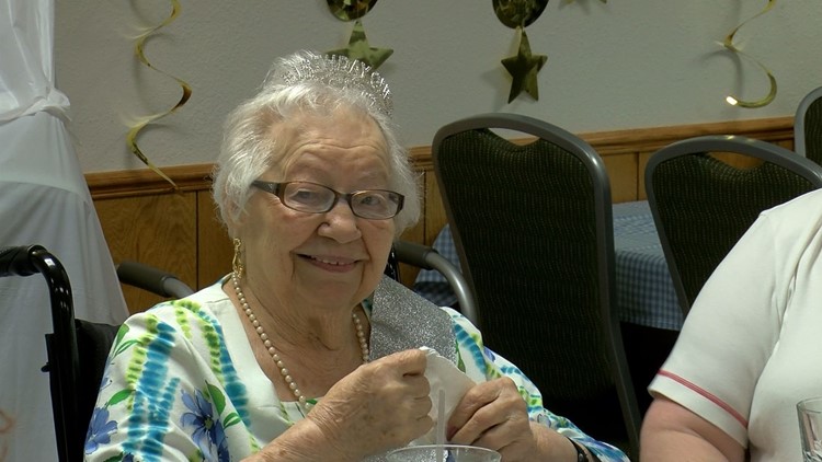 Ohio woman celebrates 100th birthday