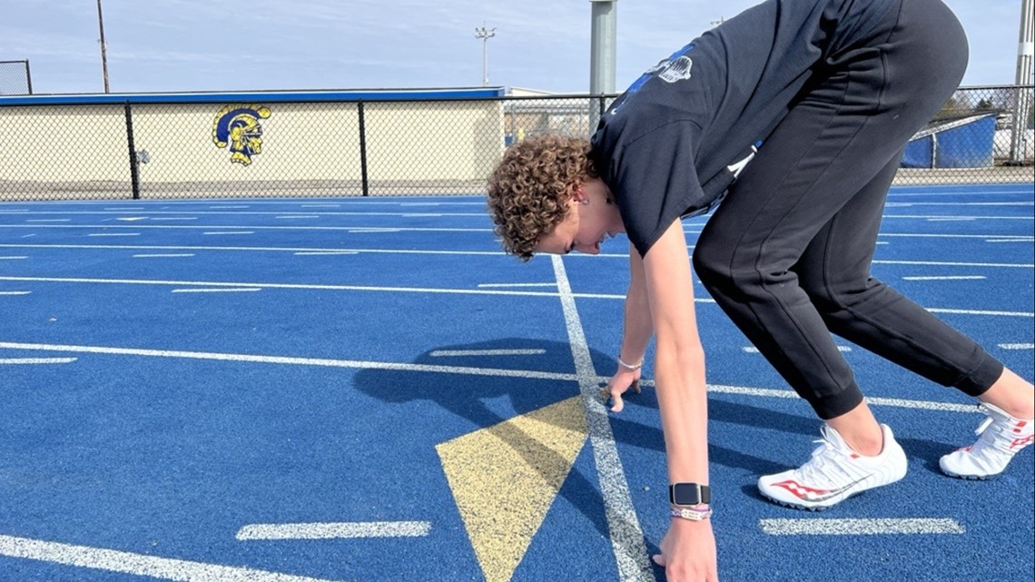 Findlay High School runner beats cancer to return to the track - Vimarsana News