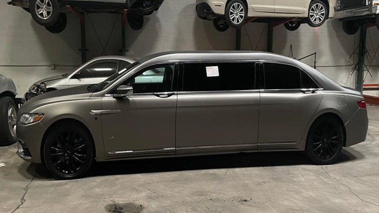 2020 Lincoln Continental Limousine with bulletproof glass, armor plating being auctioned off by IRS