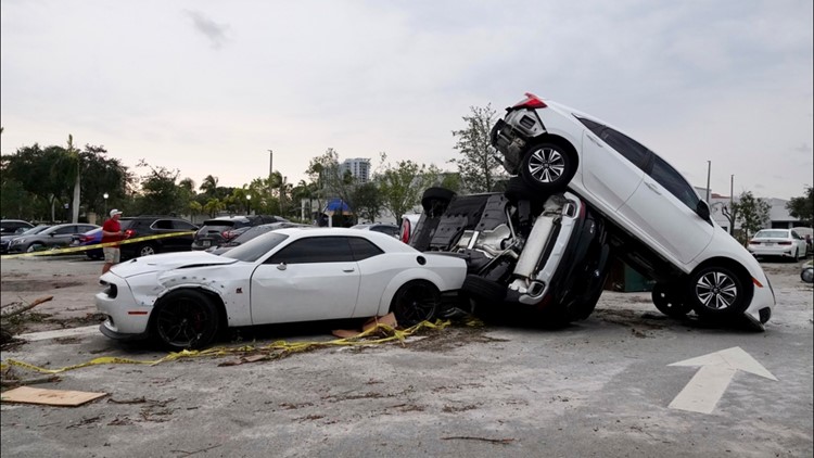 Tornado flips cars, damages homes in coastal Florida city