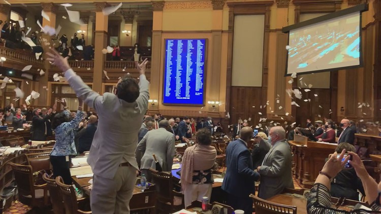 Here's what happened to some of the big bills on final day of Georgia's legislative session
