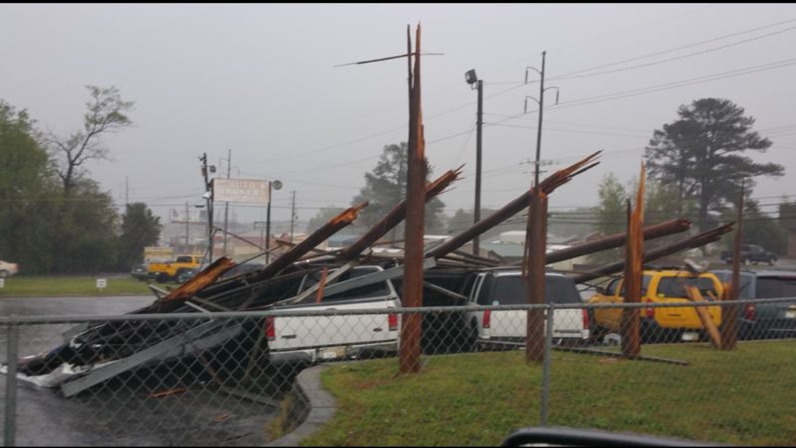Storm damage in Warner Robins
