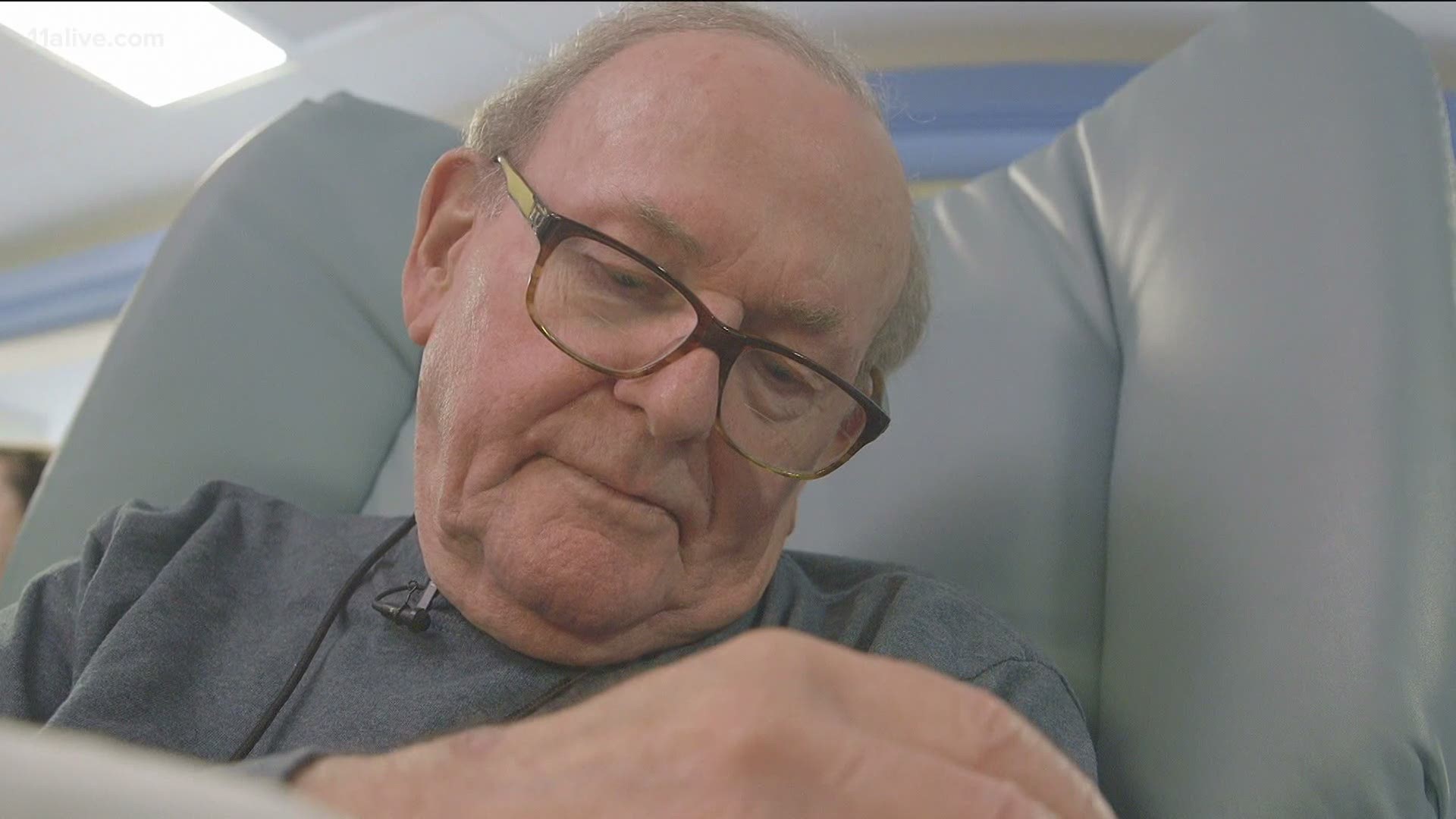 The "ICU Grandpa" became an instant star in 2017 when his story was shared around the world.