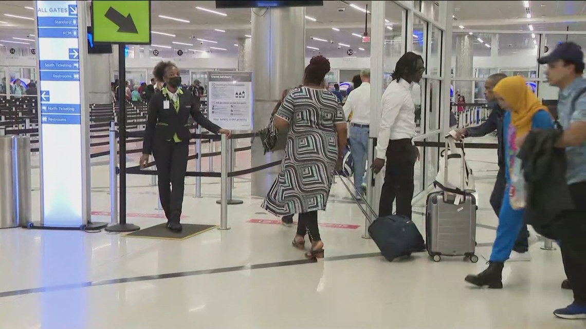 Power outage for certain gates at Atlanta airport, officials say