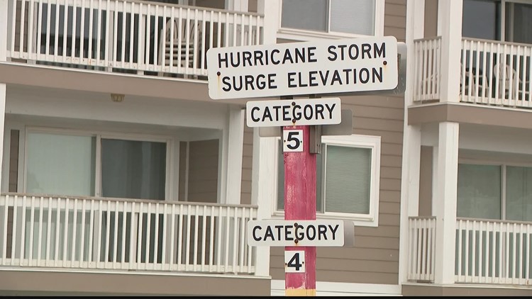 Ian intensifies back into a hurricane, Tybee Island begins to feel impacts