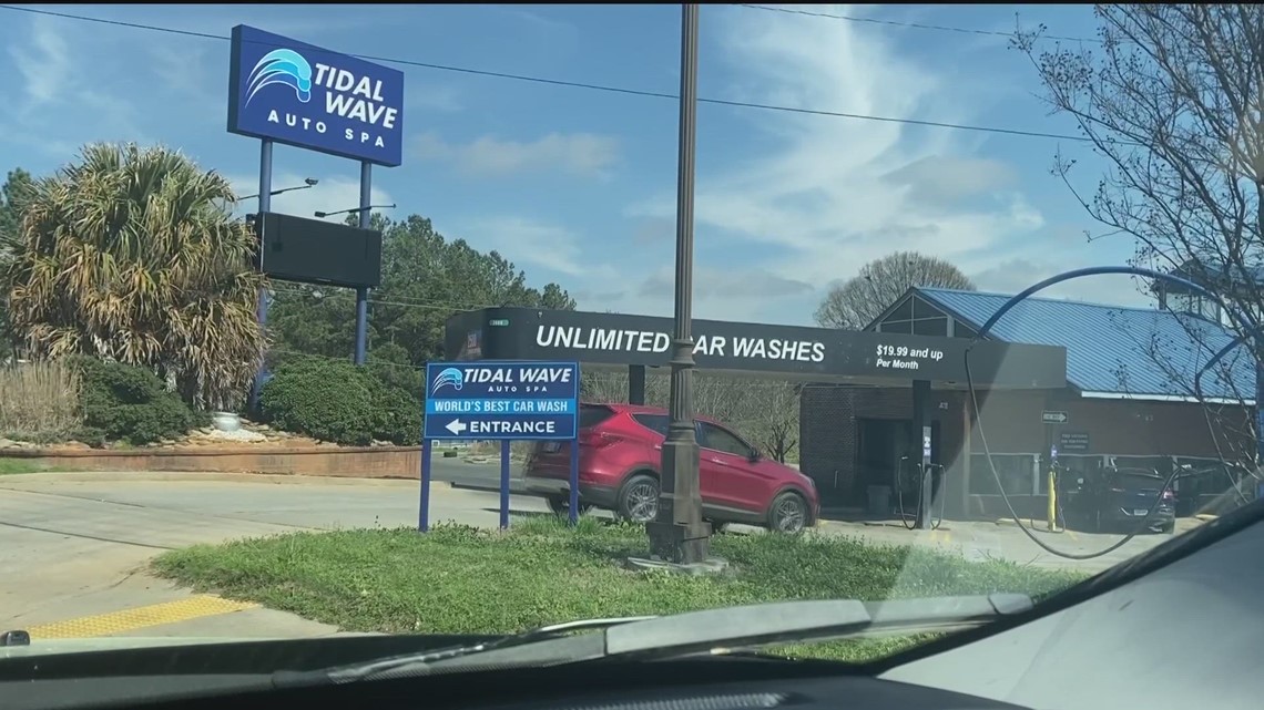 Family says car damaged at Tidal Wave Auto Spa in Buford - Vimarsana News