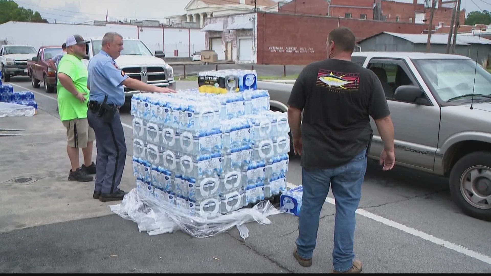 People are coming together to get drinkable water to the community. Officials said it could take days.