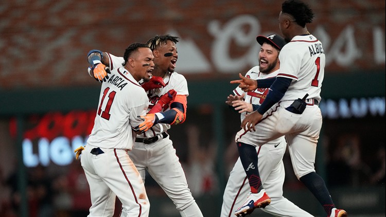 Braves win exhilarating home opener with walk-off base hit in 9th inning