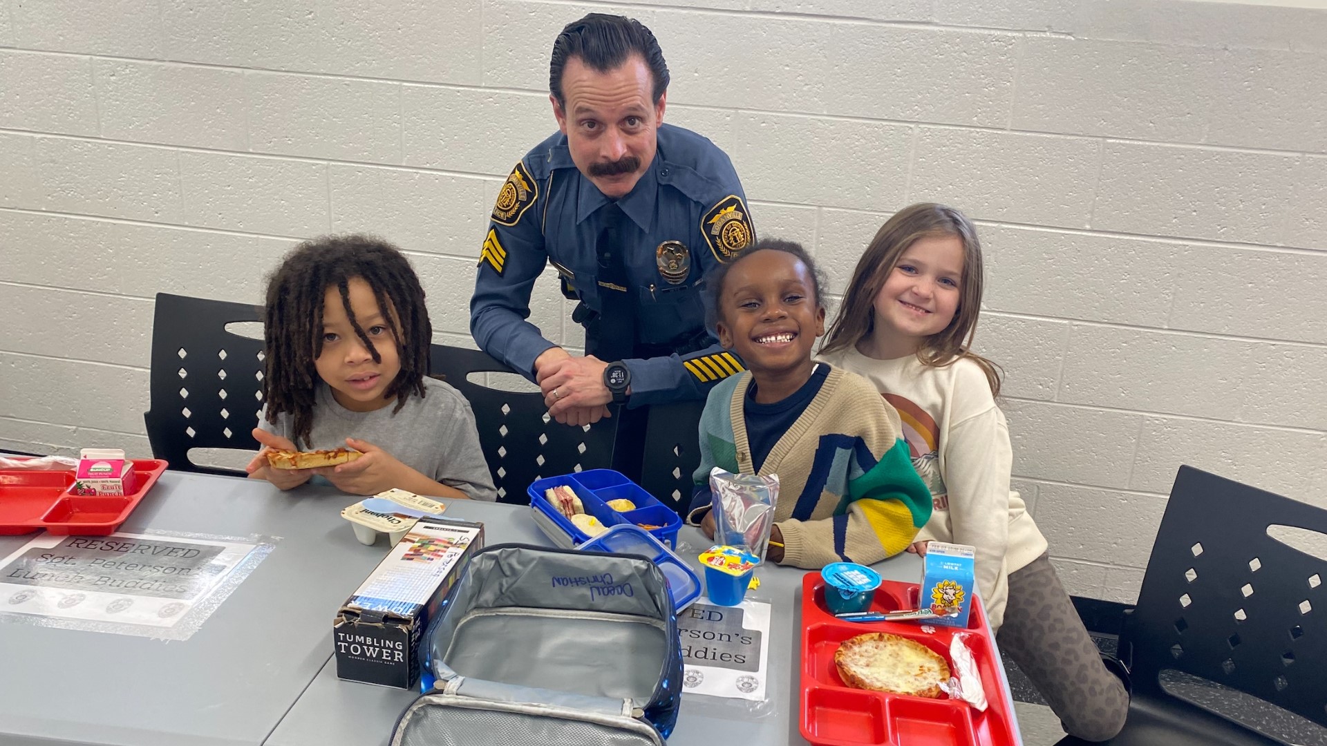 A school resource officer has become the most popular dining companion at a Bartow County elementary school.