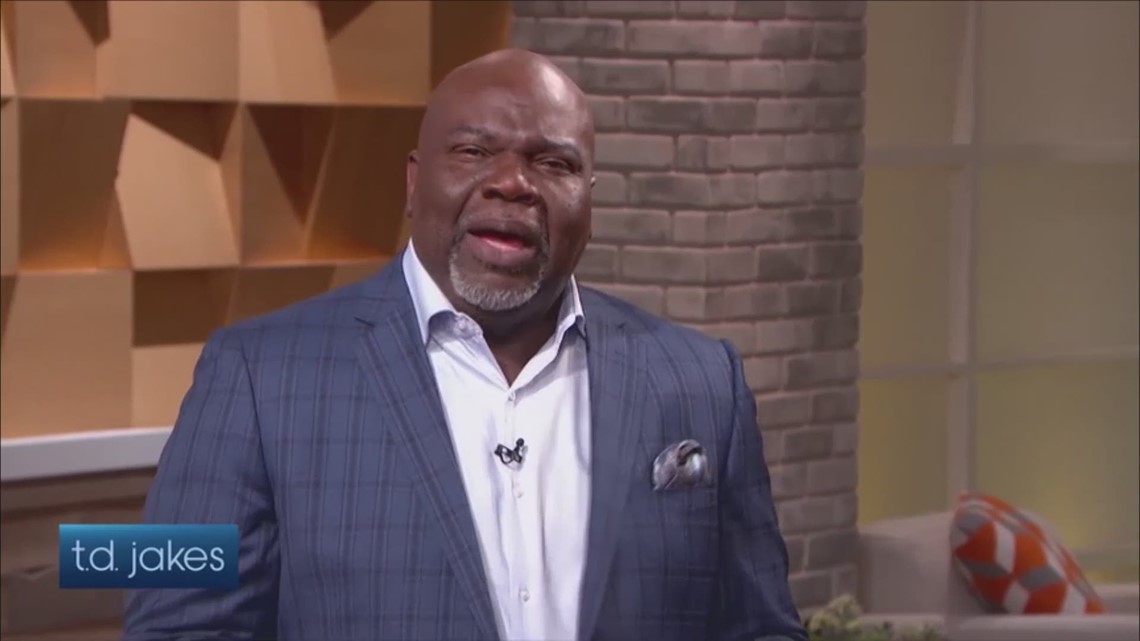 T.D. Jakes in talks to develop at Fort McPherson