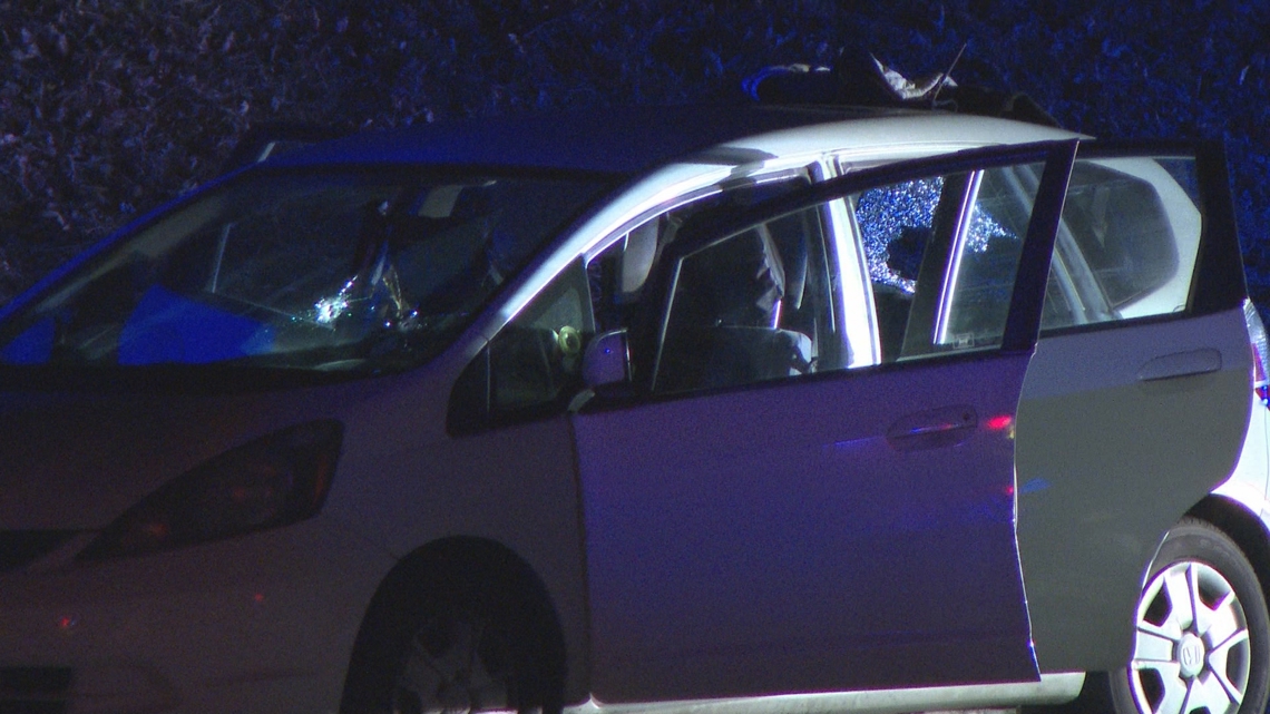 Pregnant woman and teen shot on I-285 in Atlanta; unborn baby dies