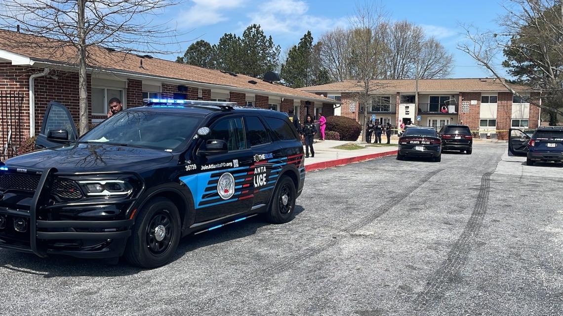 Fight between women leads to 11-year-old shot in Atlanta, police say