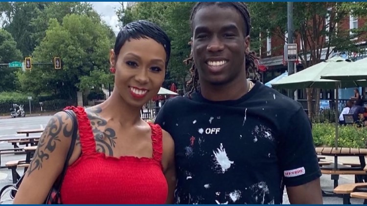 Former Georgia Bulldog advocating for women's health alongside his mom, a breast cancer survivor