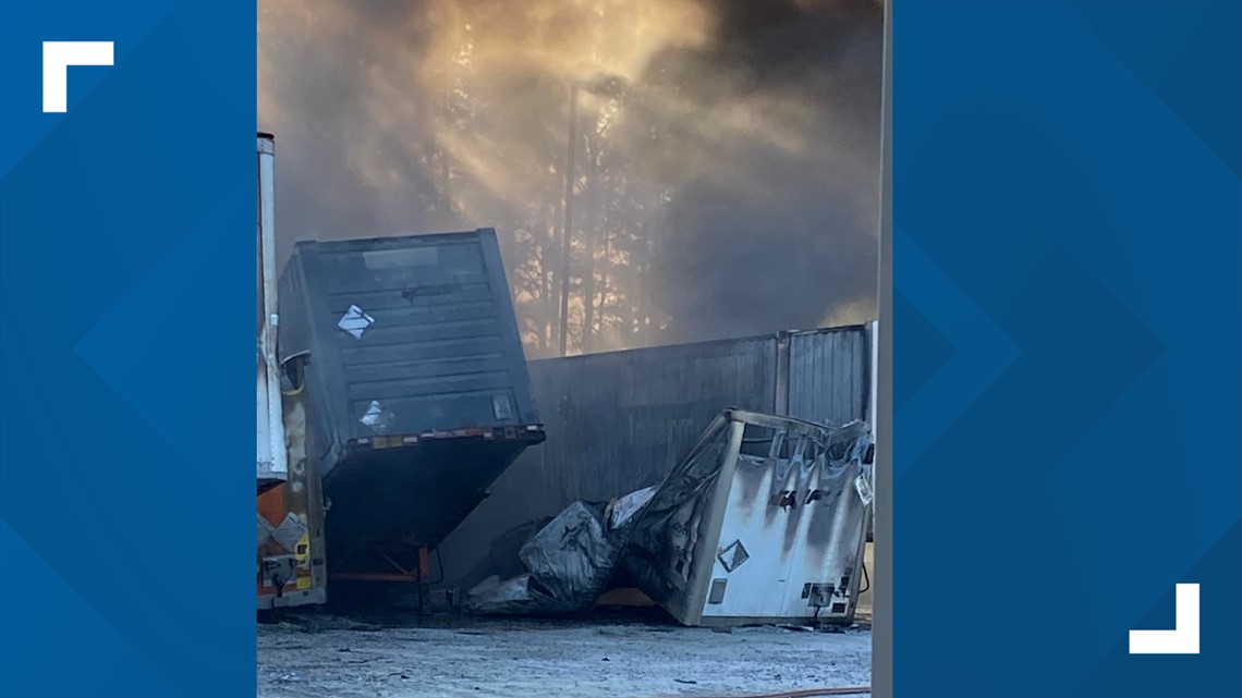 Plane crash Georgia: Covington General Mills explosion today - Vimarsana News