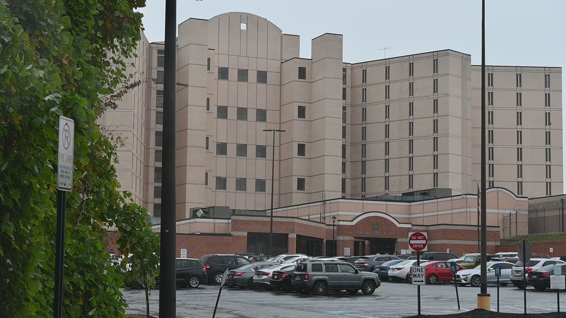 When is the Fulton County Jail opening